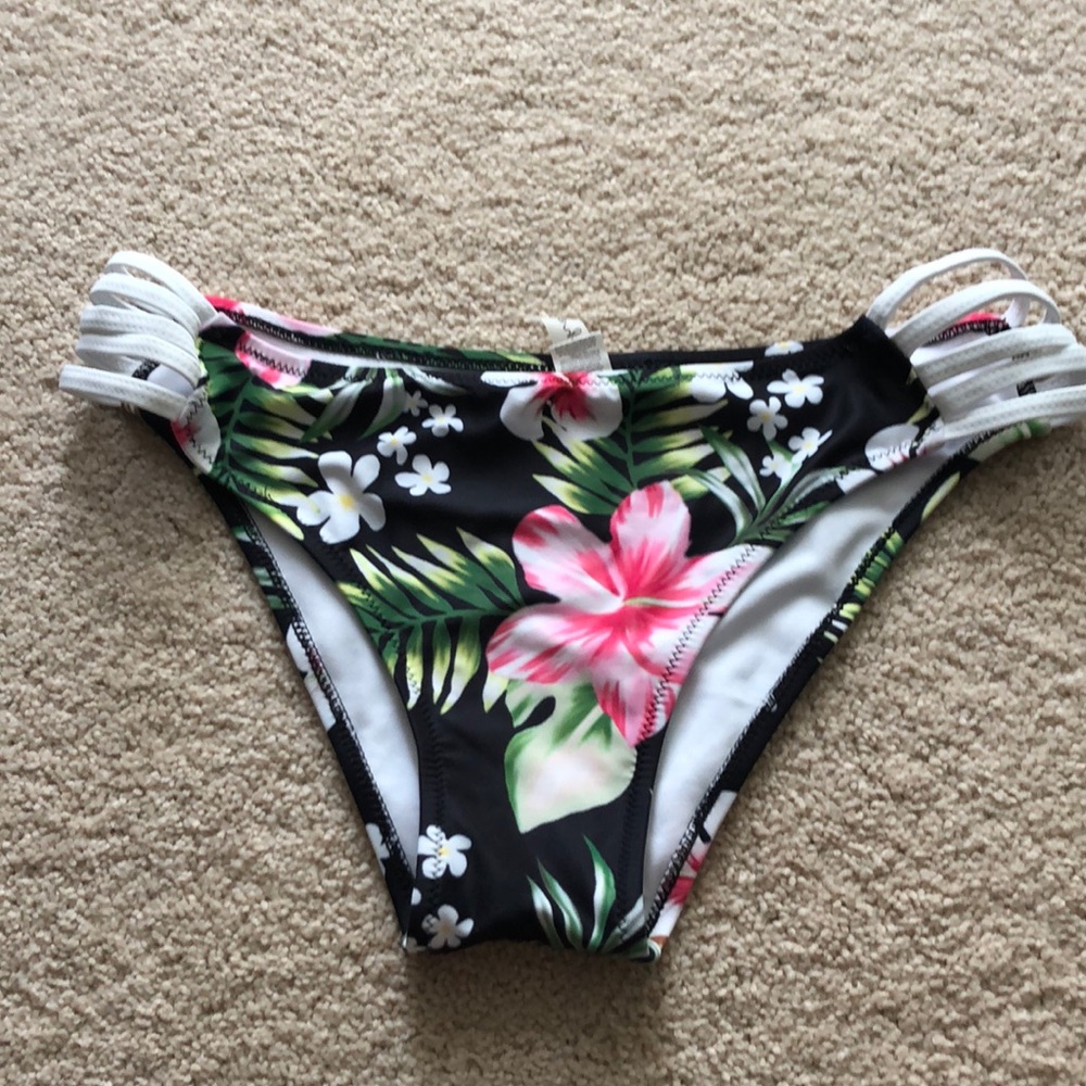 cupshe swim bottoms